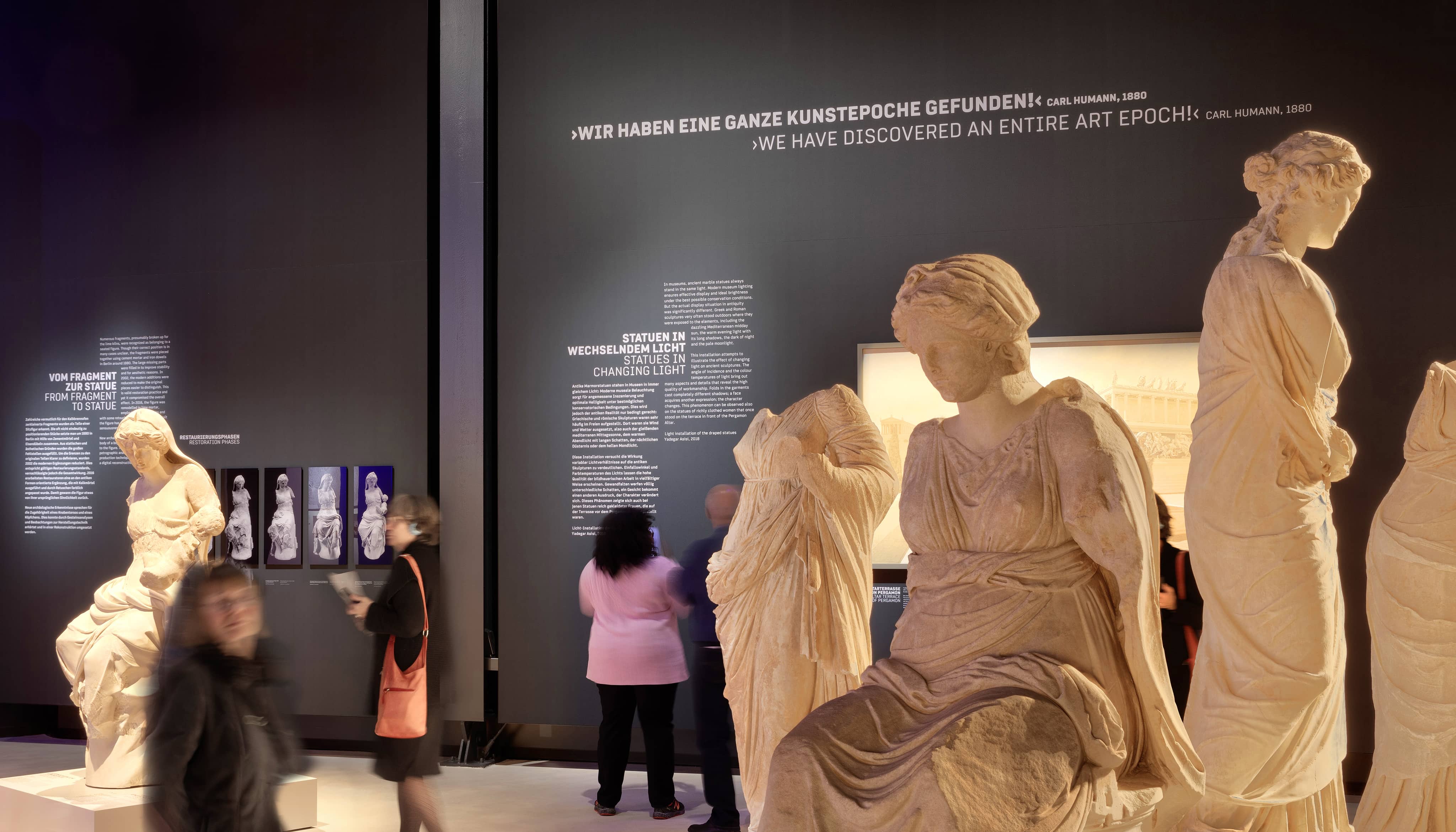 Museumsinsel Berlin Pergamon Ausstellung Panorama Innenraum Statuen