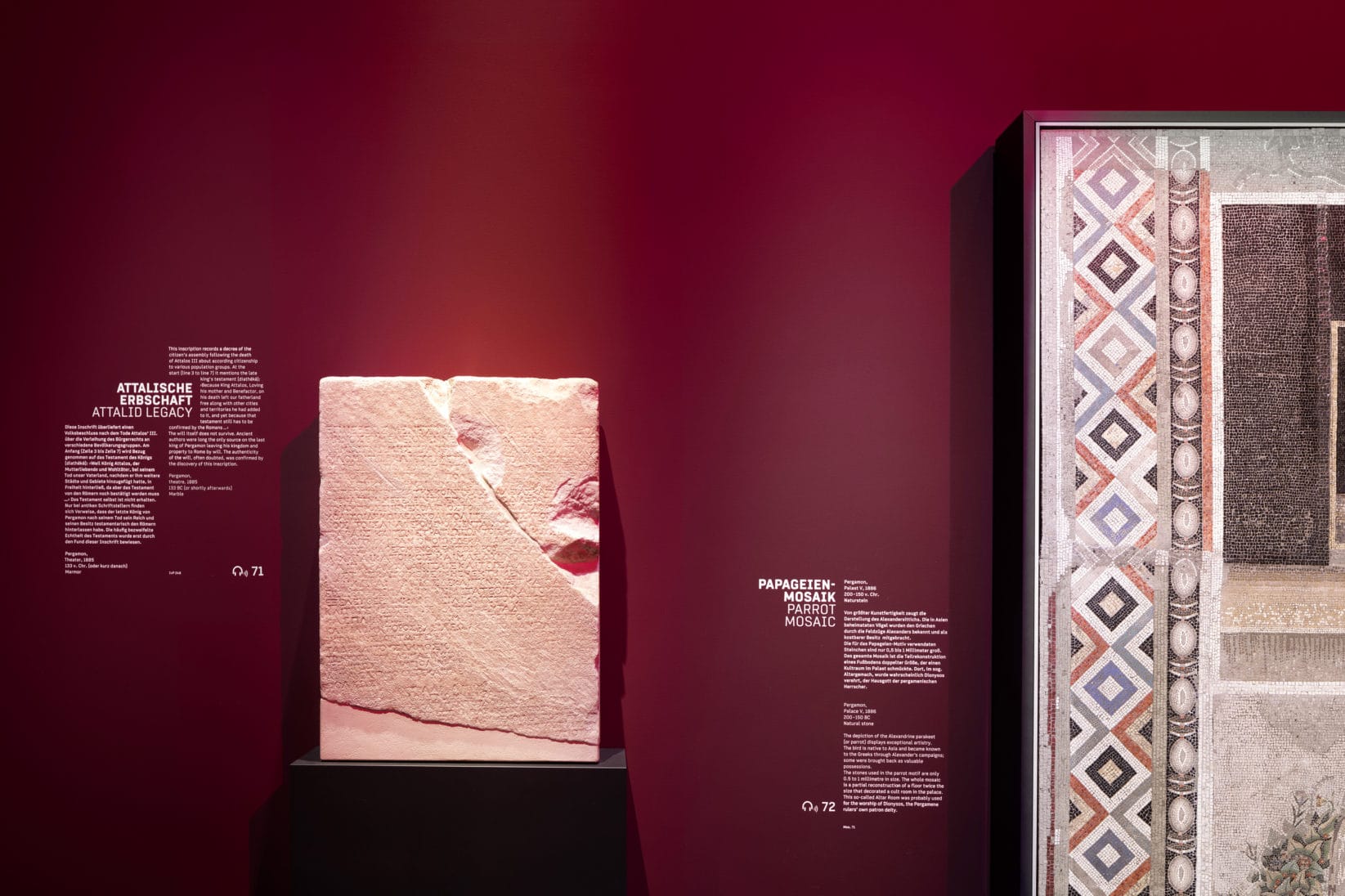 Museumsinsel Berlin Pergamon Ausstellung Panorama Wandgrafik Typografie Beschreibungstext